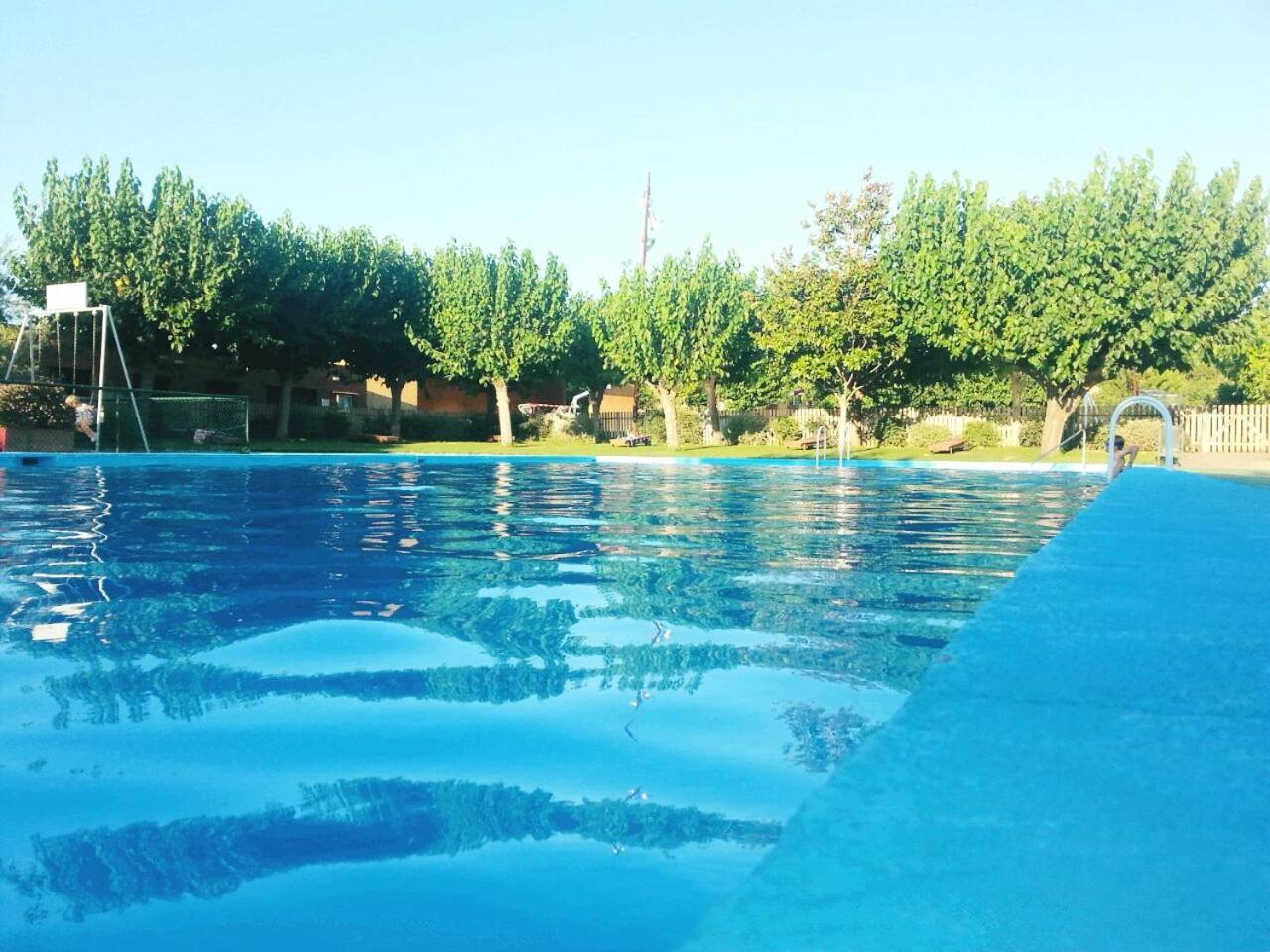 Casa Les Roques Villa Bascara Exterior photo